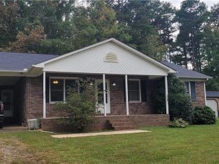 Foreclosed Home - 13032 LINWOOD SOUTHMONT RD, 27292