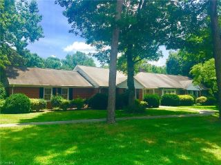 Foreclosed Home - 1225 FAIRVIEW DR, 27292
