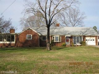 Foreclosed Home - 1078 BOONES CAVE RD, 27295