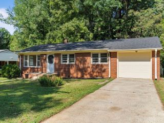 Foreclosed Home - 9 HAWTHORNE LN, 27295