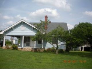 Foreclosed Home - 605 S FAYETTEVILLE ST, 27298