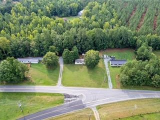 Foreclosed Home - 3400 NC HIGHWAY 62 E, 27298
