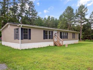 Foreclosed Home - 3334 NC HIGHWAY 62 E, 27298