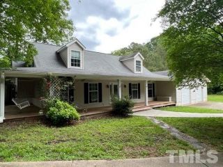 Foreclosed Home - 1812 RIDDLE RD, 27330