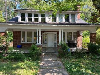 Foreclosed Home - 123 E WEATHERSPOON ST, 27330