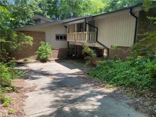 Foreclosed Home - 276 LAKE PT, 27332