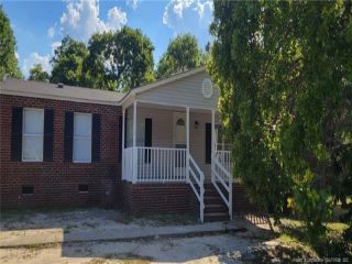 Foreclosed Home - 21 CHERRY BERRY LN, 27332
