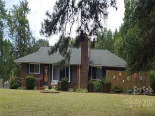 Foreclosed Home - 610 DOVER CHURCH RD, 27356