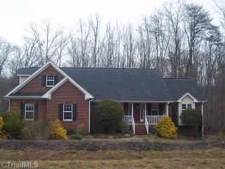 Foreclosed Home - 7784 SPRINGDALE MEADOW DR, 27357