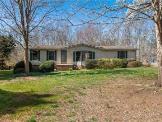 Foreclosed Home - 472 OLD MILL DR, 27358