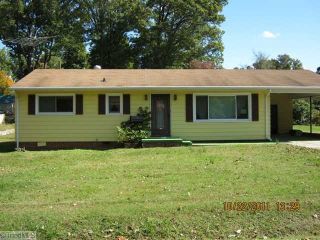 Foreclosed Home - 703 DILLON ST, 27360