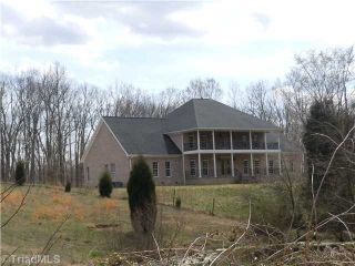 Foreclosed Home - 149 LAZY OAK LN, 27360