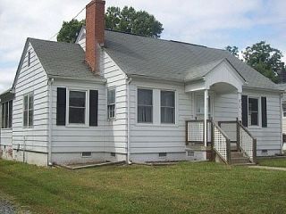 Foreclosed Home - 812 LOGAN ST, 27401