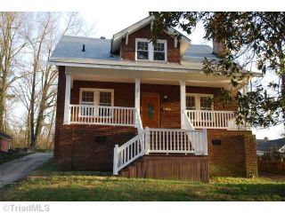 Foreclosed Home - 2621 SPRINGWOOD DR, 27403