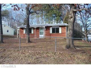 Foreclosed Home - 506 SPICEWOOD DR, 27405