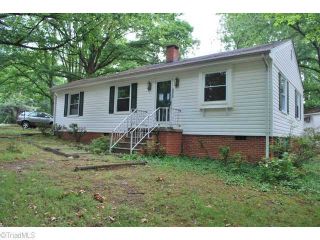 Foreclosed Home - 2820 ROBIN HOOD DR, 27408