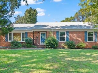 Foreclosed Home - 1003 PEMBROKE RD, 27408