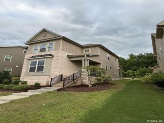 Foreclosed Home - 2819 HAW RIVER TRL, 27502