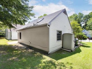 Foreclosed Home - 122 STERLINGDAIRE DR, 27511