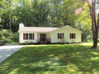 Foreclosed Home - 915 BROOKGREEN DR, 27511