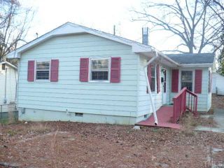 Foreclosed Home - 107 W JOHNSON ST, 27513