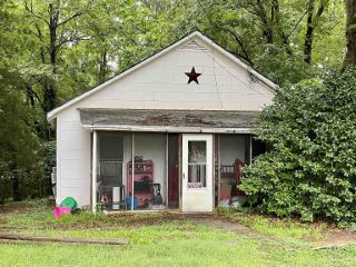 Foreclosed Home - 216 N DIXON AVE, 27513
