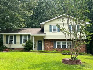 Foreclosed Home - 1306 CLAYMORE DR, 27529