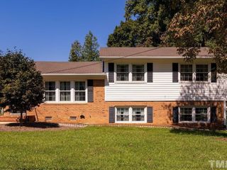 Foreclosed Home - 1406 PINEVIEW DR, 27529