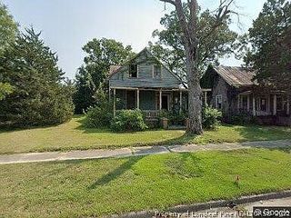 Foreclosed Home - 214 N VIRGINIA ST, 27530