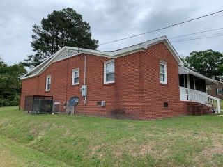 Foreclosed Home - 605 MARSHALL ST, 27530