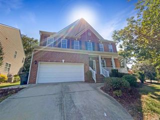 Foreclosed Home - 101 RIVENDELL DR, 27540