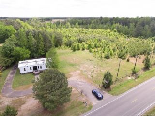 Foreclosed Home - 2021 US 401 S, 27546