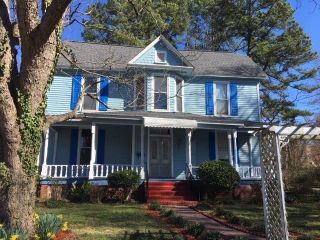 Foreclosed Home - 302 W Noble Street, 27549