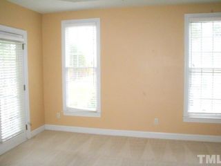 Foreclosed Home - 1232 KELTON COTTAGE WAY # 1232, 27560