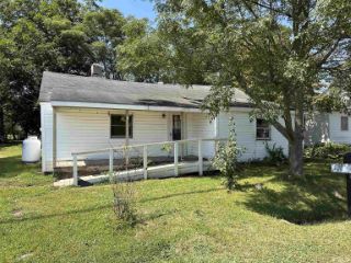 Foreclosed Home - 303 DAVIS MILL RD, 27576