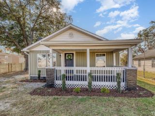 Foreclosed Home - 909 RIVER RD, 27576