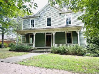 Foreclosed Home - 207 N MAIN ST, 27589