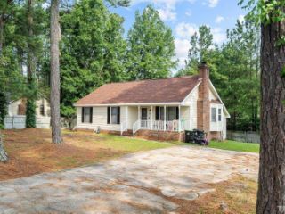 Foreclosed Home - 933 OLD ZEBULON RD, 27591