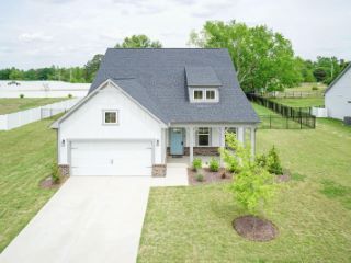 Foreclosed Home - 7309 JOYCE DR, 27592