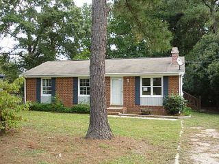 Foreclosed Home - 904 N LEE ST, 27597