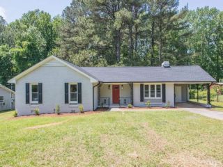 Foreclosed Home - 6200 VICKY DR, 27603