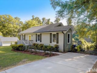 Foreclosed Home - 220 N PEARTREE LN, 27610