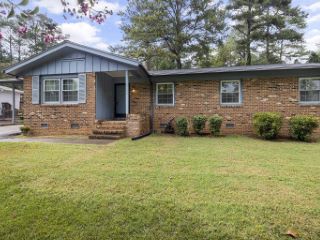 Foreclosed Home - 2124 N HILLS DR, 27612