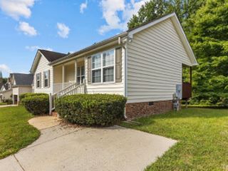 Foreclosed Home - 4304 SOMERSET VALLEY LN, 27616