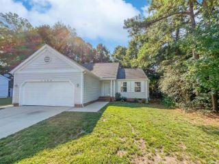 Foreclosed Home - 5508 CUMBERLAND PLAIN DR, 27616