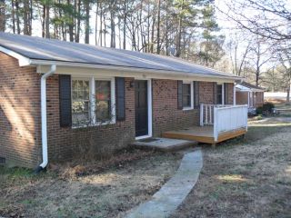 Foreclosed Home - 933 S MINERAL SPRINGS RD, 27703