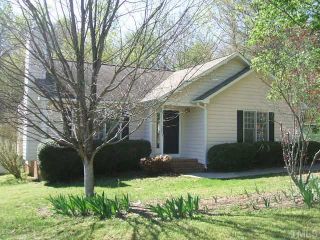 Foreclosed Home - 4 BENTWOOD PL, 27703