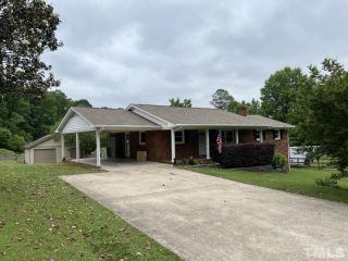 Foreclosed Home - 401 OLIVE BRANCH RD, 27703