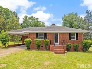Foreclosed Home - 402 HOCUTT RD, 27703