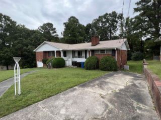 Foreclosed Home - 901 CHALMERS ST, 27707